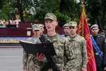 Осінній призов до армії 2021: скільки юнаків взують в берці та підстрижуть "під нуль"