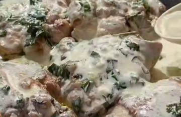 Курица в сливочном соусе, кадр из видео