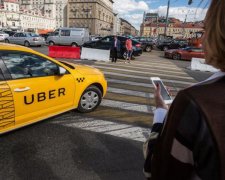 Uber снова выделился: одичавший таксист напал на клиентку