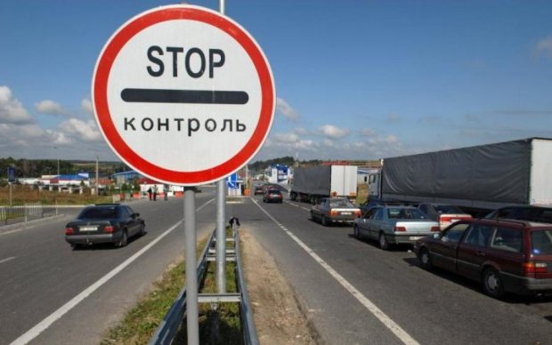 Бьют и царапают: украинцы пожаловались на беспредел европограничников