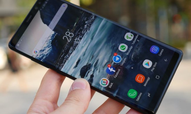 Кращі, ніж iPhone: складено рейтинг найпотужніших у світі смартфонів