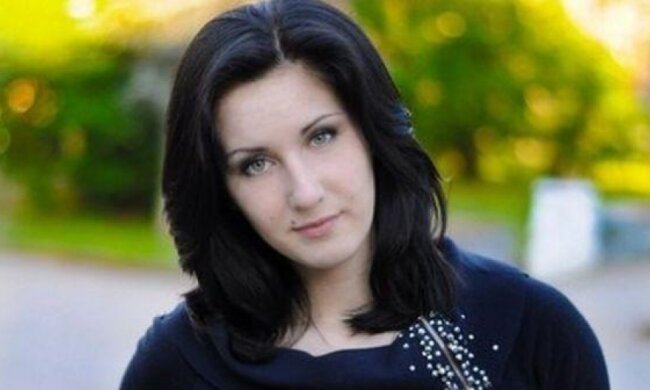 В Севастополі поліцейські закопали дівчину, яка випала з вікна