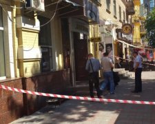 Семеро на одну: в Киеве опасная банда нападает на женщин
