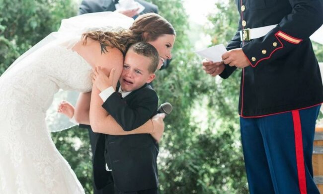Мачуха довела малюка до сліз прямо на весіллі: відео