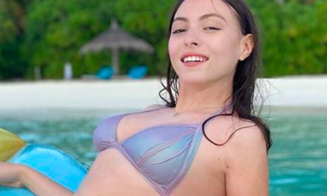 Маша Полякова, instagram.com/mashapolyakova/