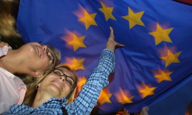 Як українці ставляться до вступу в Євросоюз: опитування