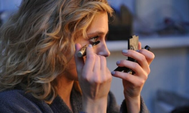 Тушь для ресниц оказалась опасной для здоровья