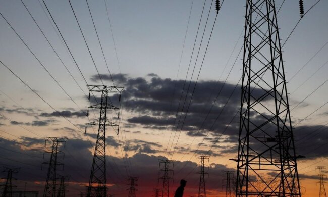 "Єврооптимісти" закликали нардепів заборонити імпорт електроенергії з Росії та Білорусі