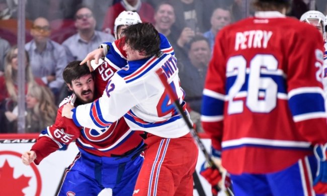 Головний тренер Барселони має намір підписати двох захисників