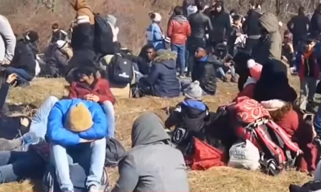 Біженці на кордоні Туреччини і Греції, скріншот: YouTube