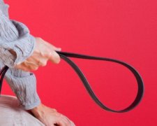 Батоги, ланцюги і шипи: наркобарони влаштували справжнє пекло боржнику