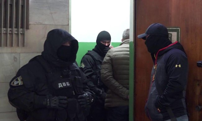 У Харкові відпустили копів-садистів: жертви непритомніли від шоку просто у залі суду