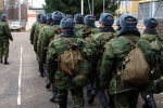 Порошенко увеличил срок весеннего призыва на месяц
