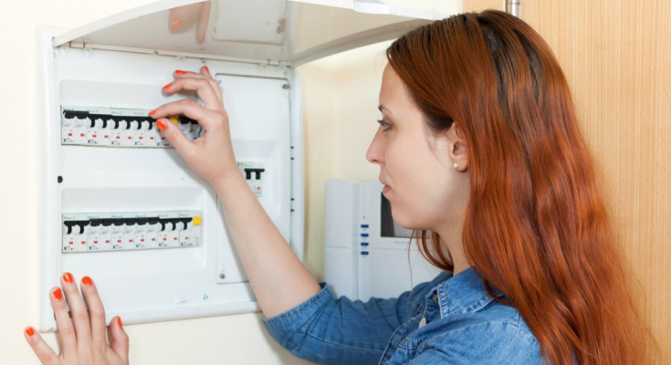 Тарифы на электроэнергию / фото: Freepik