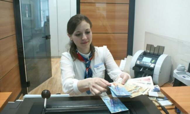Курс на 29 червня: гривня коїть щось неймовірне