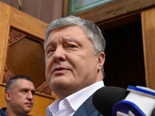 ГБР обнародовало график допросов Порошенко