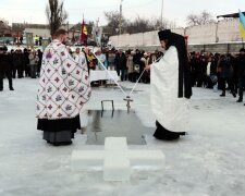 Хрещення Господнє 2020: чого в жодному разі не можна робити в свято