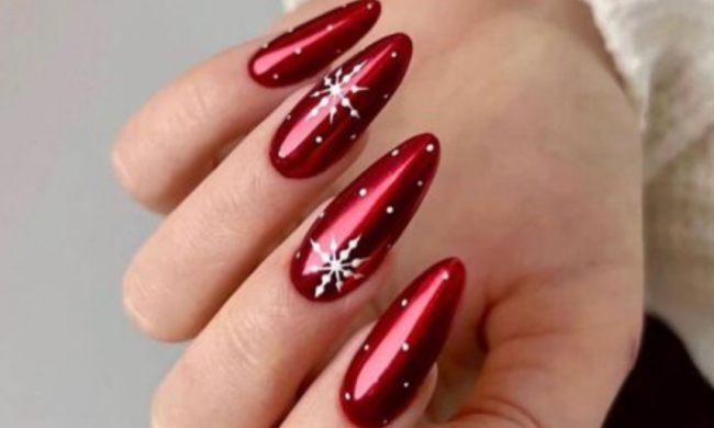 Манікюр, фото з вільних джерел