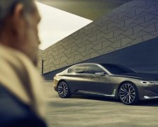 "Хвора тварюка": росіянин на BMW з вітерцем покатав немовля