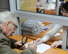 Стало відомо, скільки українців виживають на мінімалку