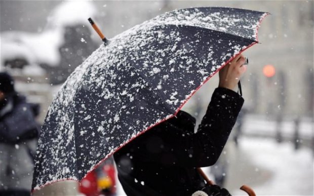 На вихідні українців очікує похолодання та мокрий сніг 