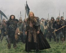 Україні повернули вкрадений росіянами меч вікінгів