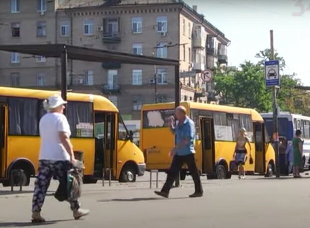 Кернес відправить харків'ян до Москви