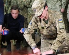 Рятівниця: тендітна українська героїня вразила соцмережу