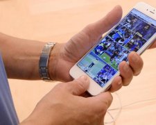 Десять причин не купувати iPhone X