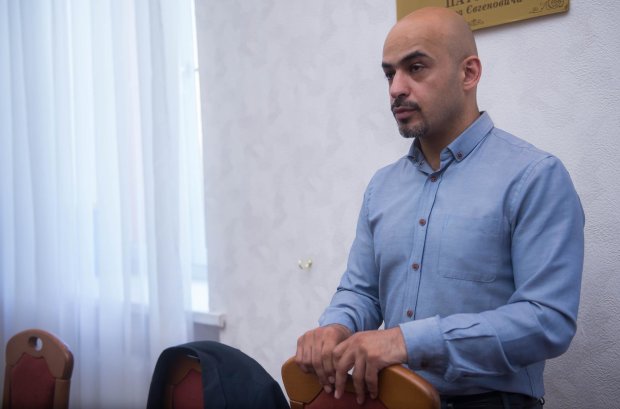 Депутата Мустафу Найєма побили у Києві, він добивається компенсації у кілька мільйонів