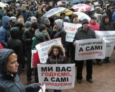 Київські торговці вимагають у влади дозволити продавати алкоголь (відео)