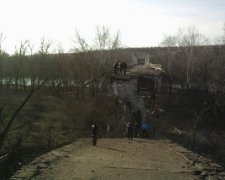 Міст через Сіверський Донець знищили сили АТО
