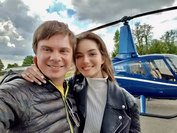 Родину Діми Комарова із "Світу навиворіт" чекає поповнення: "Хлопчик чи дівчинка?"