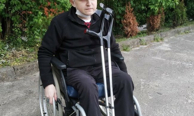 Парализированный львовянин с букетом болезней обратился к неравнодушным - "Без вас я не справлюсь"