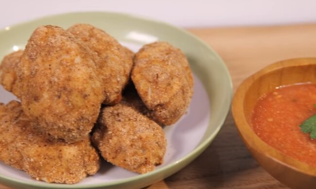 Рублені котлети, скріншот: YouTube / Ievgen Klopotenko