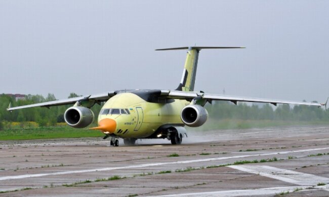 "Антонов" оголосив конкурс на кращу назву до нового АН-178