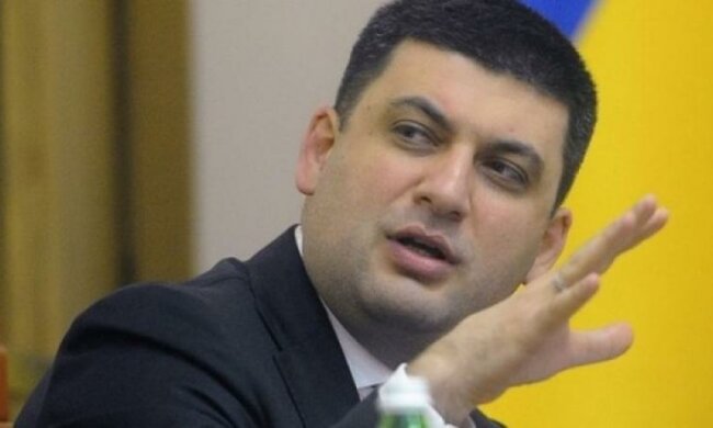 Гройсман обіцяє доступні ціни на ліки через півроку