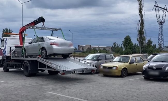 Евакуатор. Фото: Youtube