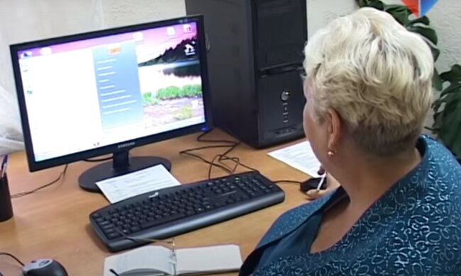 пенсіонерка, скріншот з відео