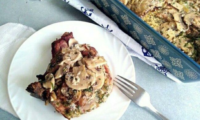 свинина в вершково-грибному соусі, фото з Telegram