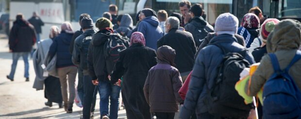 - Українці масово виїжджають за кордон (Znaj.ua) - rai.ua