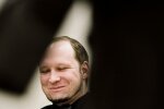 Убийцу 77 человек Брейвика зачислили в университет