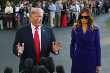 Плохие новости для модников: Versace переходит в клан Трампа