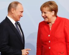 Меркель подзвонила Путіну, щоб обговорити Україну