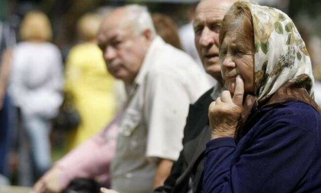 Достроковий вихід на пенсію та "вислуга років": як діятимуть норми для українців
