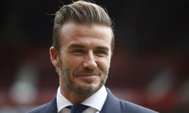 Як родина привітала Бекхема з днем народження