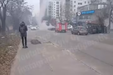 У Києві спалахнула автівка, фото: Київ Оперативний