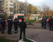 Десятки рятувальників кинулися на допомогу унікальній мешканці Коростеня