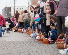 Пасха 2018: что женщинам запрещено одевать в церковь