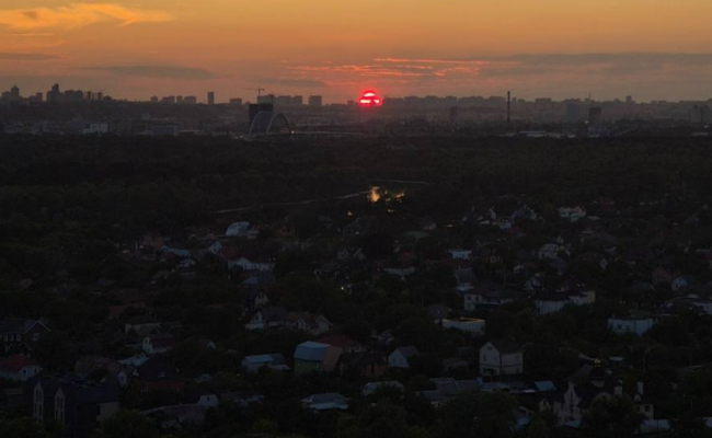 Погода, захід сонця, фото із соцмереж